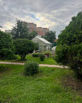 Дом 242м², 2-этажный, участок 10 сот.  