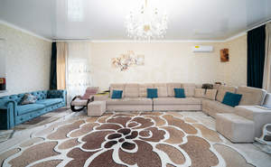 Дом 296м&sup2;, 2-этажный, участок 11 сот.  