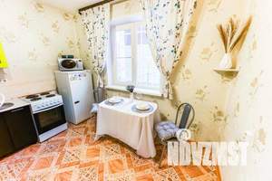 1-к квартира, посуточно, 40м2, 4/17 этаж