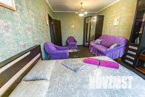 1-к квартира, посуточно, 38м2, 11/19 этаж