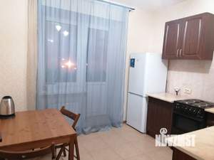 1-к квартира, на длительный срок, 42м2, 3/15 этаж