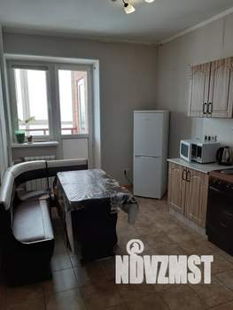 1-к квартира, посуточно, 44м2, 15/20 этаж