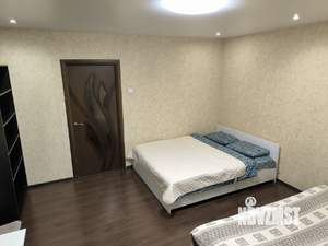 1-к квартира, посуточно, 53м2, 3/21 этаж