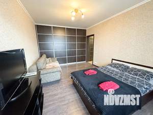 2-к квартира, посуточно, 65м2, 13/17 этаж