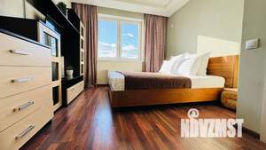 1-к квартира, посуточно, 38м2, 11/17 этаж