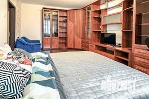 1-к квартира, посуточно, 38м2, 7/17 этаж