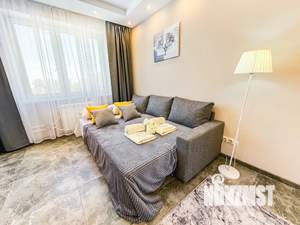 1-к квартира, посуточно, 38м2, 8/17 этаж