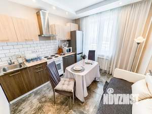 1-к квартира, посуточно, 38м2, 8/17 этаж