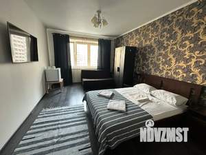 2-к квартира, посуточно, 65м2, 7/17 этаж