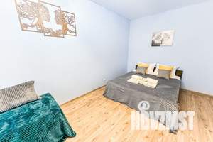 2-к квартира, посуточно, 55м2, 5/17 этаж