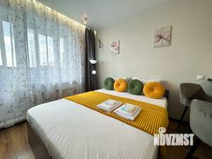 Студия квартира, посуточно, 30м2, 12/17 этаж