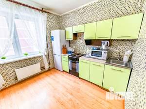 1-к квартира, посуточно, 38м2, 1/1 этаж