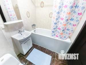 Студия квартира, посуточно, 31м2, 10/17 этаж