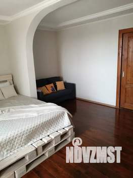 1-к квартира, посуточно, 57м2, 19/20 этаж