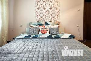 1-к квартира, посуточно, 38м2, 7/17 этаж