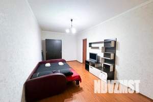 1-к квартира, посуточно, 38м2, 17/17 этаж