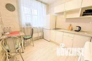 1-к квартира, посуточно, 38м2, 5/17 этаж