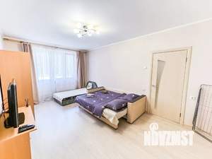 1-к квартира, посуточно, 38м2, 3/19 этаж