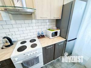 1-к квартира, посуточно, 31м2, 9/17 этаж