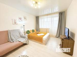 1-к квартира, посуточно, 38м2, 1/1 этаж