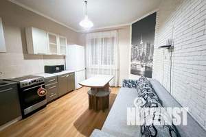 1-к квартира, посуточно, 38м2, 17/17 этаж