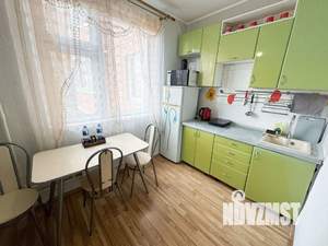 1-к квартира, посуточно, 38м2, 9/17 этаж