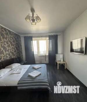 Студия квартира, посуточно, 35м2, 7/17 этаж