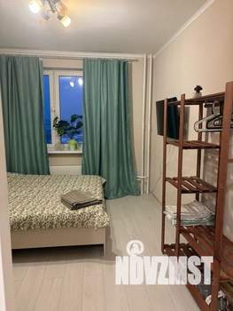 Студия квартира, посуточно, 28м2, 12/17 этаж