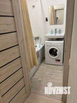 Студия квартира, посуточно, 35м2, 17/17 этаж