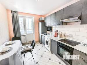 1-к квартира, посуточно, 38м2, 1/1 этаж