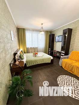 1-к квартира, посуточно, 41м2, 13/17 этаж