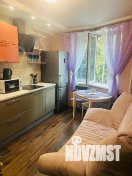 1-к квартира, посуточно, 40м2, 3/17 этаж