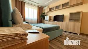 1-к квартира, посуточно, 42м2, 1/1 этаж