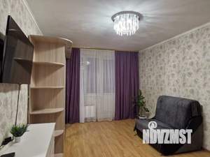 1-к квартира, посуточно, 38м2, 5/17 этаж