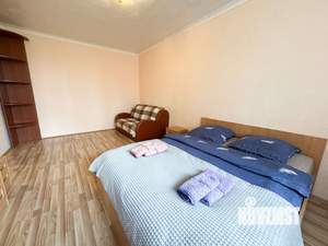 1-к квартира, посуточно, 41м2, 5/17 этаж