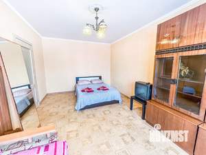 1-к квартира, посуточно, 38м2, 1/1 этаж