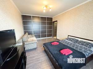 2-к квартира, посуточно, 60м2, 1/1 этаж