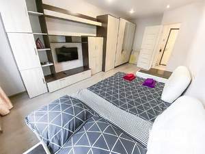 1-к квартира, посуточно, 40м2, 1/1 этаж