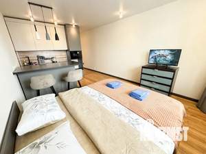 Студия квартира, посуточно, 30м2, 12/17 этаж