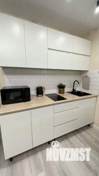 Студия квартира, посуточно, 29м2, 16/17 этаж