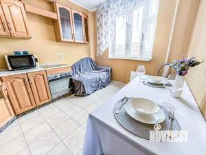 1-к квартира, посуточно, 41м2, 1/1 этаж