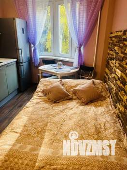 1-к квартира, посуточно, 40м2, 3/17 этаж