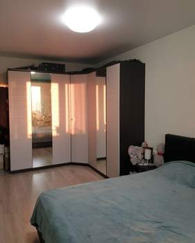 3-к квартира, вторичка, 74м2, 8/17 этаж