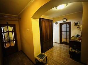 2-к квартира, вторичка, 70м2, 3/10 этаж