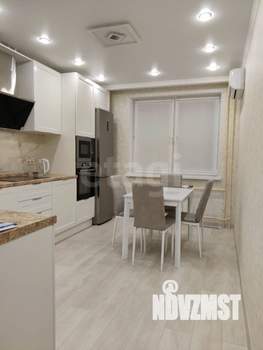 2-к квартира, вторичка, 61м2, 2/17 этаж