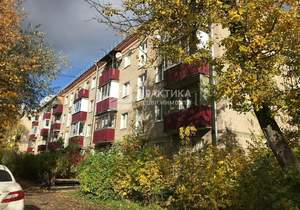 2-к квартира, вторичка, 44м2, 1/4 этаж