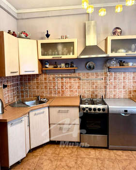 3-к квартира, вторичка, 109м2, 1/7 этаж