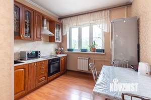 2-к квартира, вторичка, 58м2, 3/17 этаж