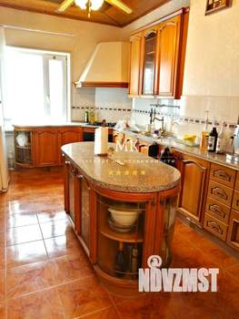 3-к квартира, вторичка, 116м2, 10/10 этаж