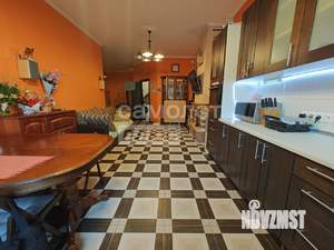 3-к квартира, вторичка, 158м2, 1/3 этаж